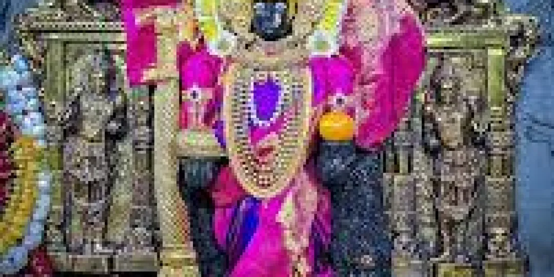 Dhanteras Kumkum & Nariyal Pooja at Mahalaxmi Shaktipeeth – Blessings of Wealth & Glory